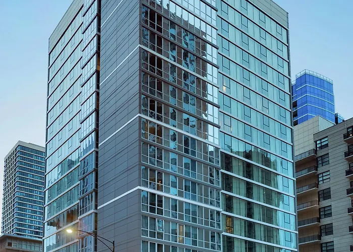 Hotel Home2 By Hilton River North 3*
